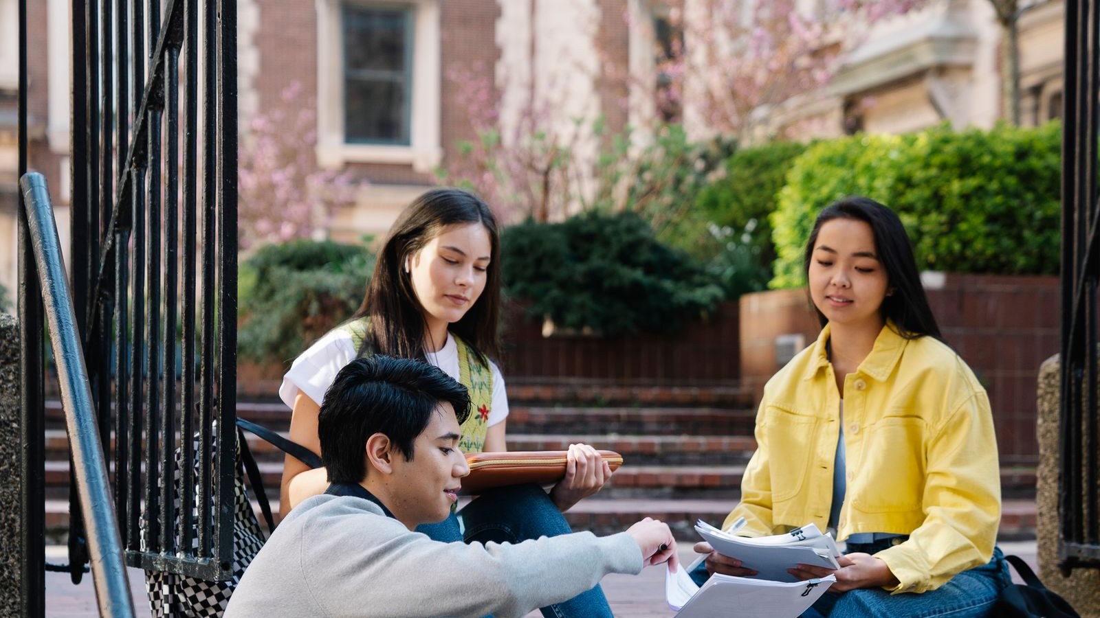 Study in Vancouver, Canada: A Guide to Choosing Your City, Campus, and Student Rhythm